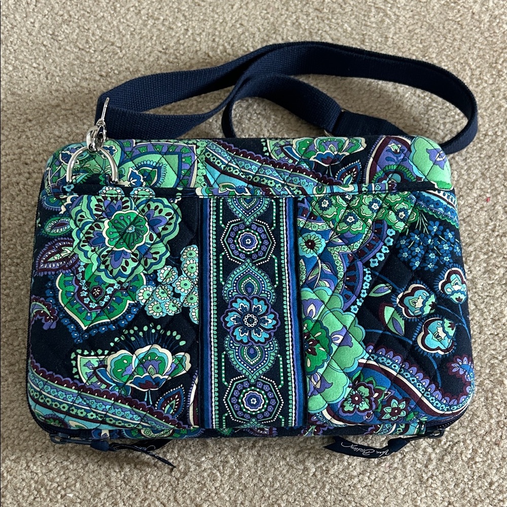 Vera Bradley Blue/Navy Paisley Quilted Fabric Hard iPad Case